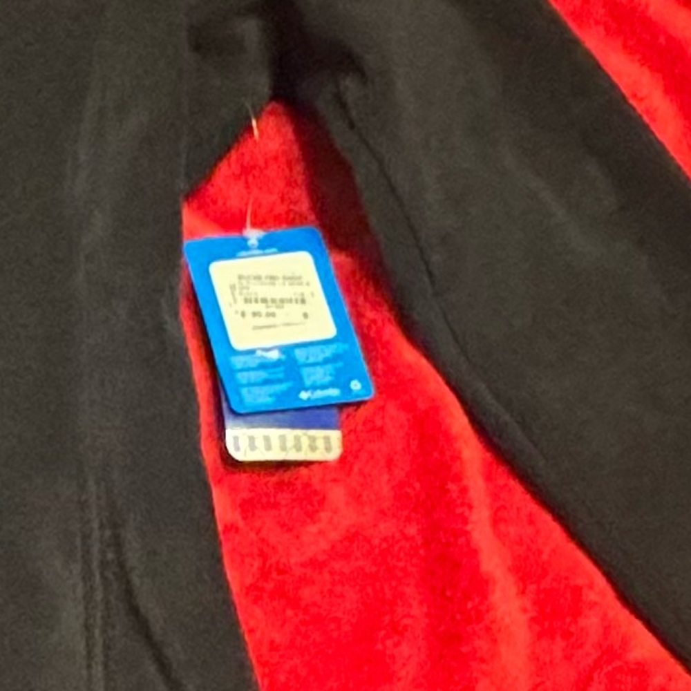 Women’s size small Columbia bucks collaboration fleece